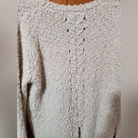 Women's Cozy Cream Sweater With Lace Up Back Detail- Size M - Picture 3 of 4